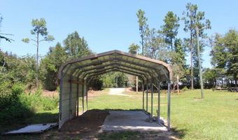 188 Compass Lake Dr, Alford, FL 32420