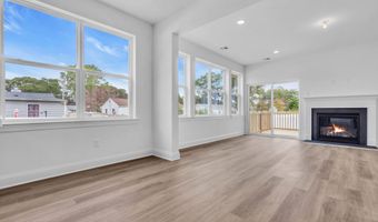 2 Southern Blvd, Bayville, NJ 08721