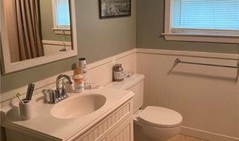 39 Juniper Dr, Hopkinton, RI 02804