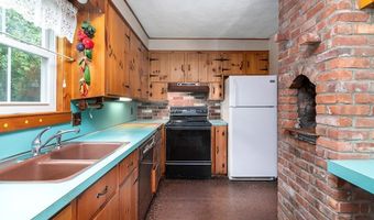 385 Ten Rod Rd, North Kingstown, RI 02852