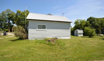 5924 Elm St, Alba, MI 49611