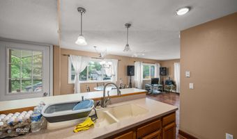890 Lancaster Dr, Anchorage, AK 99503