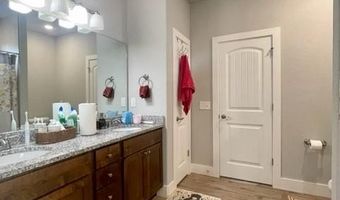 1341 Little Osage Ln, Bentonville, AR 72713