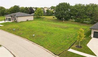 2109 14th St SW, Altoona, IA 50009