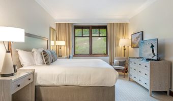 100 Bachelor Ridge Rd 3305, Avon, CO 81620