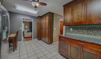 1 Ivy Cir, Arkadelphia, AR 71923