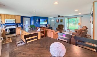 2024 Violet Ave, Aredale, IA 50605