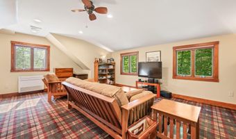 104 Barnes Hill Rd, Burlington, CT 06013