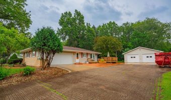 5241 Dommers Dr, Fitchburg, WI 53711