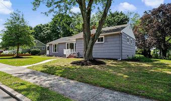 29 Summit Ave, Absecon, NJ 08201