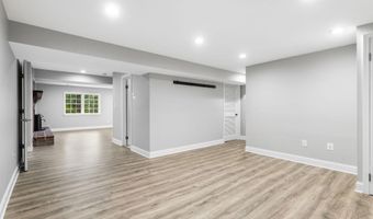 3436 HOLLY Rd, Annandale, VA 22003