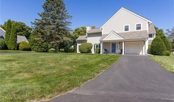 327 Corey Ln, Middletown, RI 02842