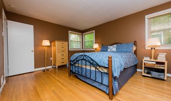 6789 LITTLE FALLS Rd, Arlington, VA 22213