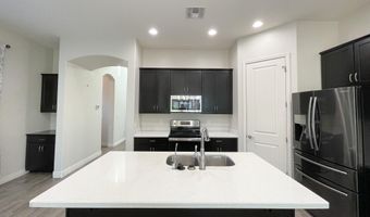 2902 E EBONY Dr, Chandler, AZ 85286