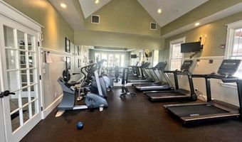 1 Lawrence Ave 1, Danbury, CT 06810