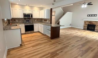 9327 Polaris Green Dr, Columbus, OH 43240