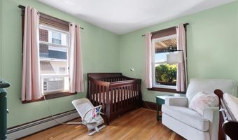 14 Elinora St, East Providence, RI 02915