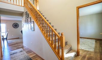 1524 N Harrison St, Aberdeen, SD 57401