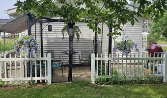 216 N Vincennes St, Adams, WI 53910