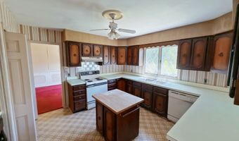 1 Hunting Ridge Rd, Brookfield, CT 06804