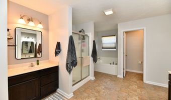 6695 Buhrstone Ln, Avon, IN 46123