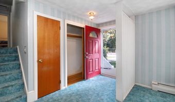 13 Beverly Rd, Acton, MA 01720