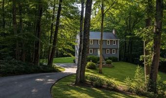 34 Olde Lantern Rd, Bedford, NH 03110