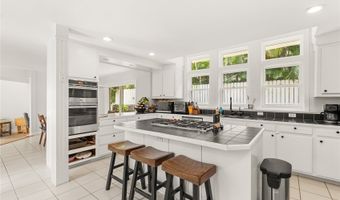 46-318 Nahewai St, Kaneohe, HI 96744