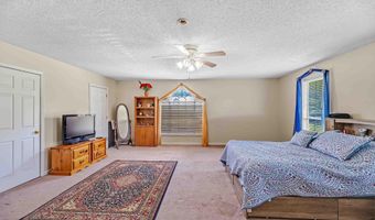 958 W Hunt Rd, Alcoa, TN 37701