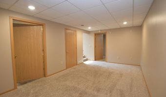 314 S 9th St, Aberdeen, SD 57401