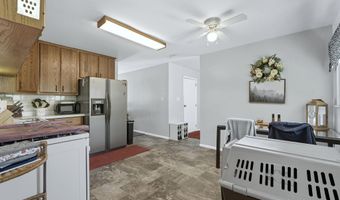 813 Pearse Ave, Auburn, IN 46706