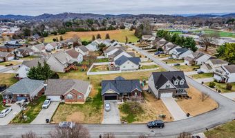 214 Fyke Dr, Athens, TN 37303