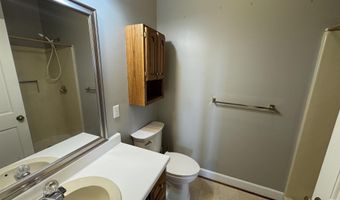 102 W Lane St, Albertville, AL 35950