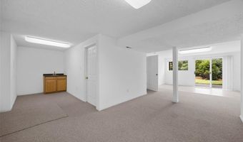 1214 Westrun Dr, Ballwin, MO 63021