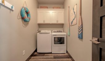 580 Linden Drive 104, Arnolds Park, IA 51331
