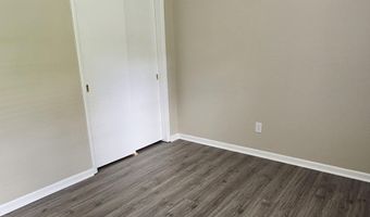 1119 CHATWOOD Dr, Anniston, AL 36206