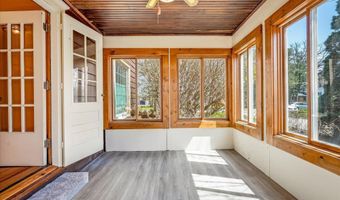 1027 Cedar Ave, Albert Lea, MN 56007