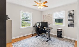 1604 Avondale Dr, Altavista, VA 24517