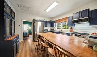 4788 Wood St, Acworth, GA 30101