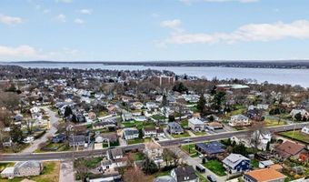 102 Willett Ave, East Providence, RI 02915