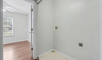 4 Shiney Leaf Ct, Beaufort, SC 29907