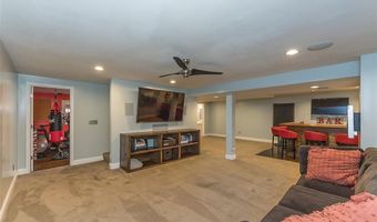 1515 Rosewood Terrace Dr, Ballwin, MO 63021