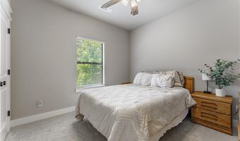 16 Hawthorn Ln, Bella Vista, AR 72715