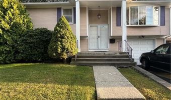 52 Bicentennial Way, North Providence, RI 02919