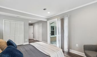 7400 BRADDOCK Rd, Annandale, VA 22003
