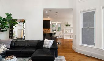 765 Falls Landing Ct, Alpharetta, GA 30022