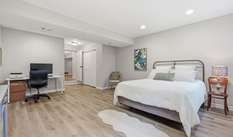 1848 CARRIAGE Dr, Annapolis, MD 21401