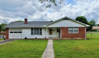 123 E Chestnut, Alderson, WV 24910