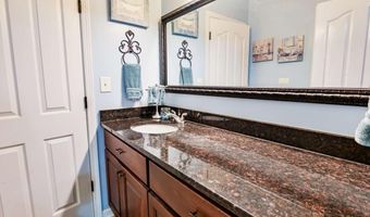 283 Creekside Dr, Arnoldsville, GA 30619