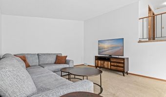 8574 134th St W, Apple Valley, MN 55124